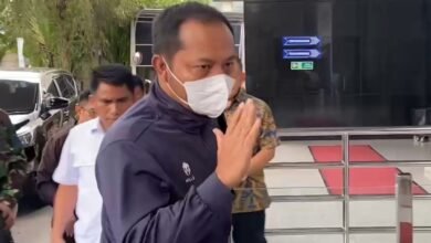 Kasi Datun Kejari Hulu Sungai Utara Taruna Fariadi Menyerahkan Diri ke KPK Usai Kabur Saat OTT