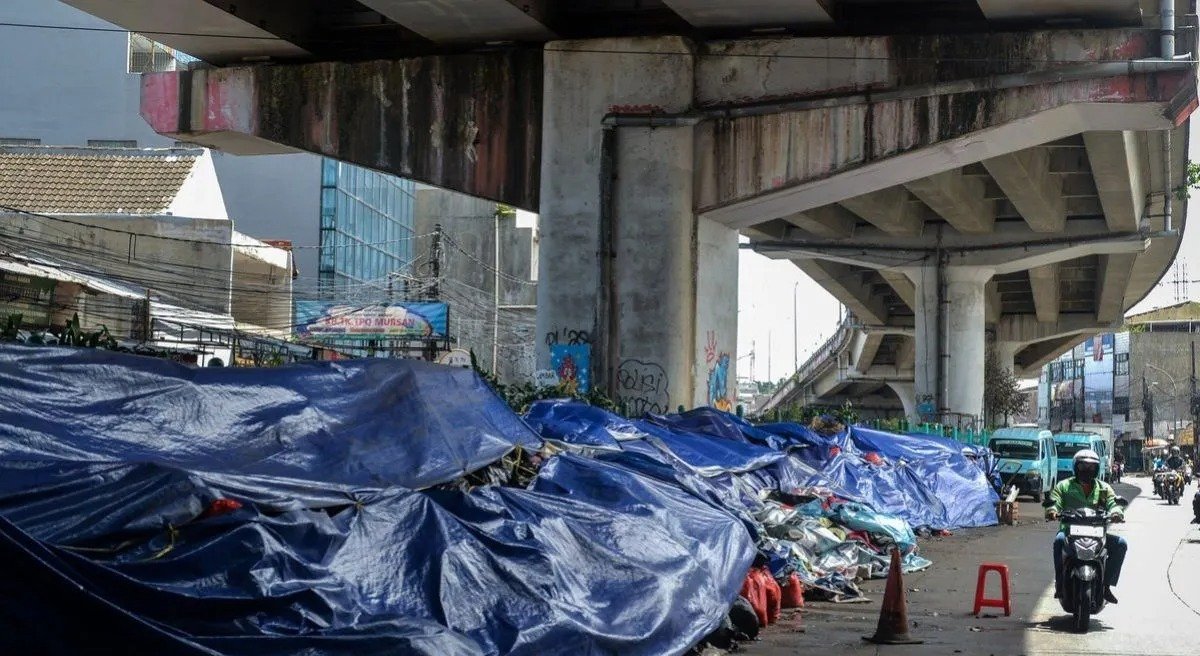Permasalahan sampah di Kota Tangerang Selatan (Tangsel), Banten, belum juga menemui titik terang. Terbaru, Dinas Lingkungan Hidup (DLH)