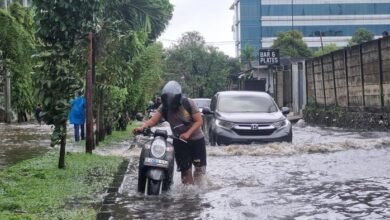 Banjir Jakarta Surut, BPBD Pastikan Aktivitas Warga Kembali Normal