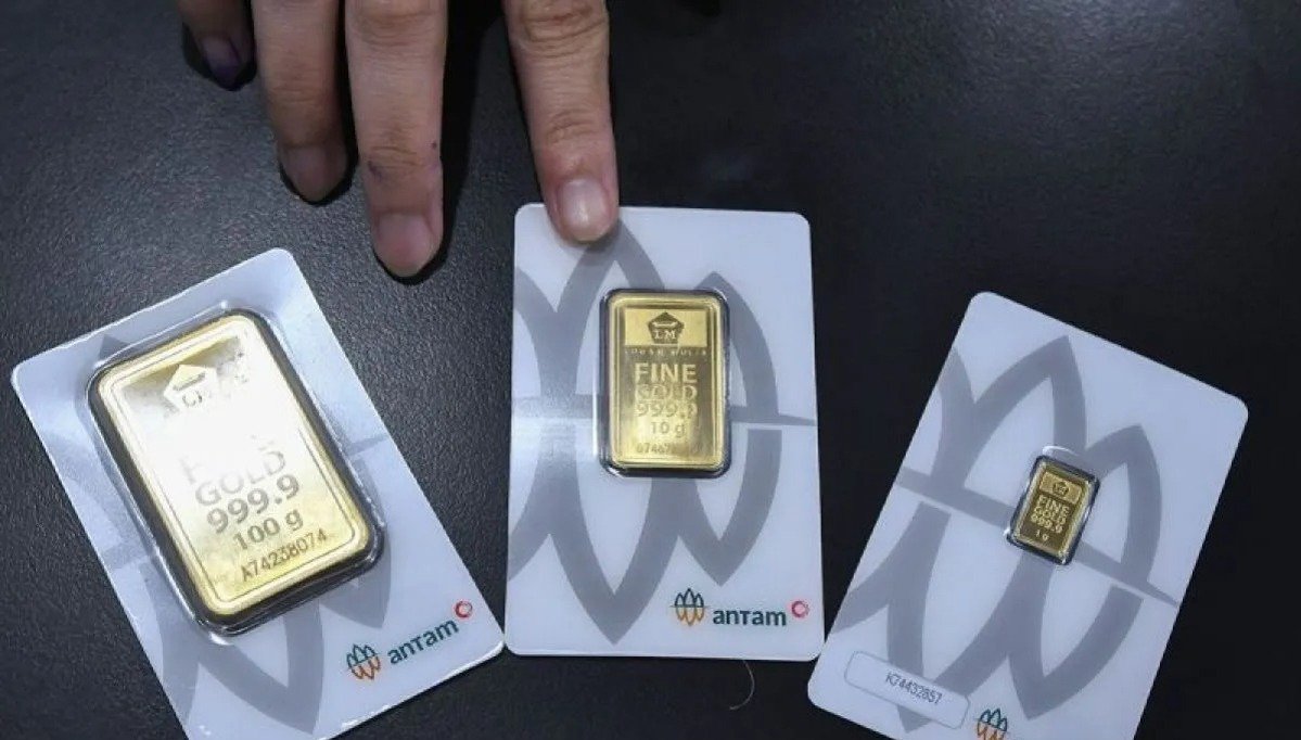 Harga Emas Antam Anjlok Jadi Rp2.570.000 per Gram Hari Ini, Buyback Turun Rp14.000