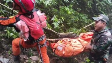 Korban Kedua Pesawat ATR 42-500 Ditemukan di Jurang 500 Meter Gunung Bulusaraung