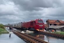 Banjir Pekalongan, KAI Batalkan 11 Perjalanan Kereta dari Gambir dan Pasar Senen