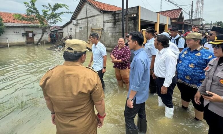 Wapres Gibran Tinjau Banjir Bekasi, Minta Normalisasi Sungai Segera Dilakukan