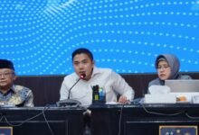 Seskab Teddy Tegaskan Produk AS Tetap Wajib Sertifikasi Halal dan Izin BPOM
