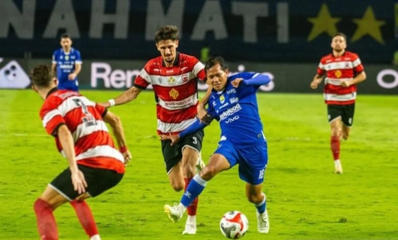 Hasil Super League 2025/2026: Persib Pesta Gol ke Gawang Madura United