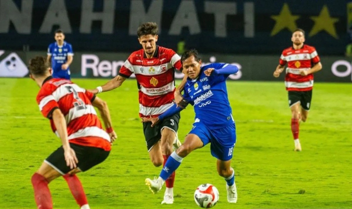 Hasil Super League 2025/2026: Persib Pesta Gol ke Gawang Madura United