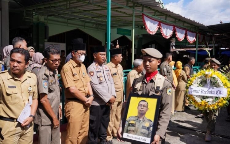 Anggota Satpol PP Kebumen Gugur Saat Evakuasi ODGJ Bersenjata Tajam