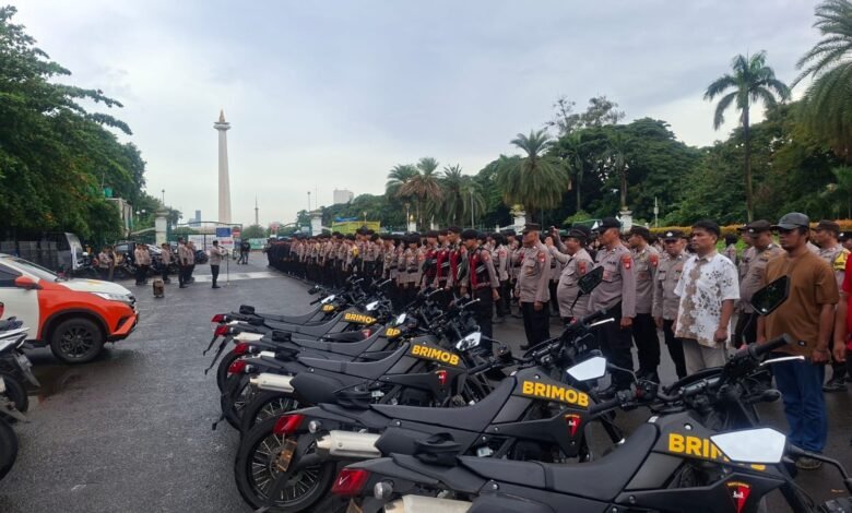 Polisi Kerahkan 1.436 Personel Amankan Aksi Unjuk Rasa di Monas