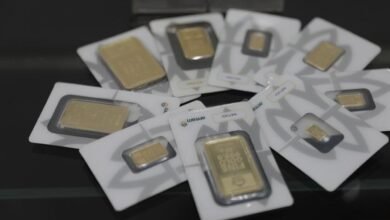 Harga Emas Antam Turun Rp40.000 Hari Ini, Buyback Ikut Melemah
