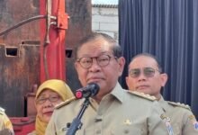 Pramono Anung Perintahkan Inspektorat Periksa Lurah Kalisari Terkait Dugaan Foto AI di Aduan JAKI