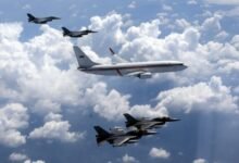 Momen HUT ke-80 TNI AU, Pesawat Kepresidenan Prabowo Dikawal 6 Jet Tempur TNI AU Saat Terbang ke Yogyakarta