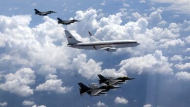 Momen HUT ke-80 TNI AU, Pesawat Kepresidenan Prabowo Dikawal 6 Jet Tempur TNI AU Saat Terbang ke Yogyakarta