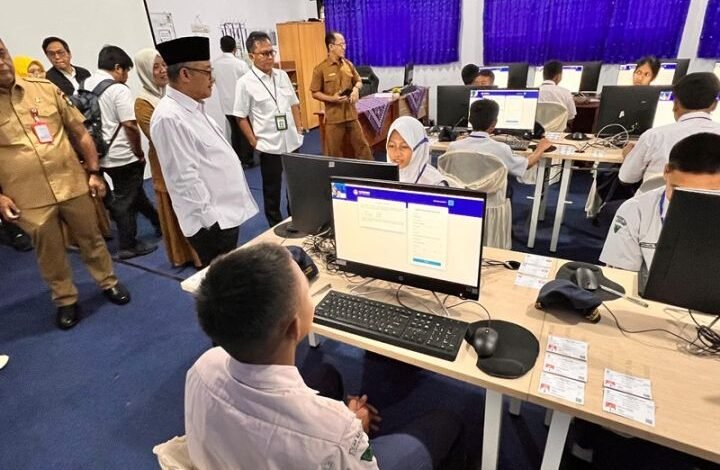 Kemendikdasmen Catat 98 Persen Siswa SMP Ikuti TKA, 2 Persen Absen