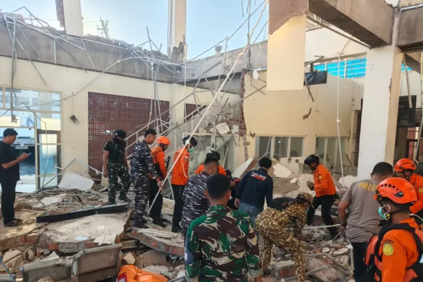 Korban Gempa NTT