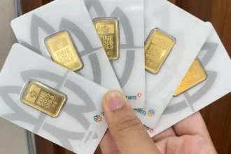 Harga Emas Hari Ini Anjlok, Rugi Rp42 Ribu per Gram